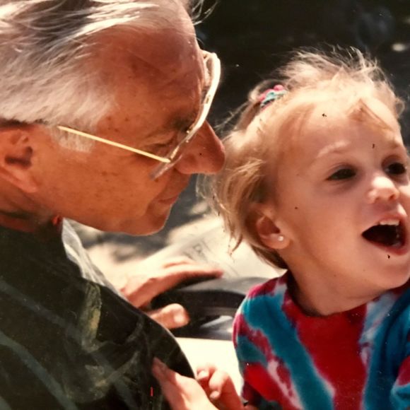 Meet your Posher, Jessica - Picture 1 of 1